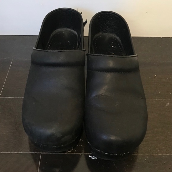 Black Leather Danskos - Picture 2 of 4